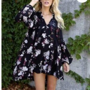 POL | Black Floral Babydoll Lace Dress Size Small Balloon Sleeve